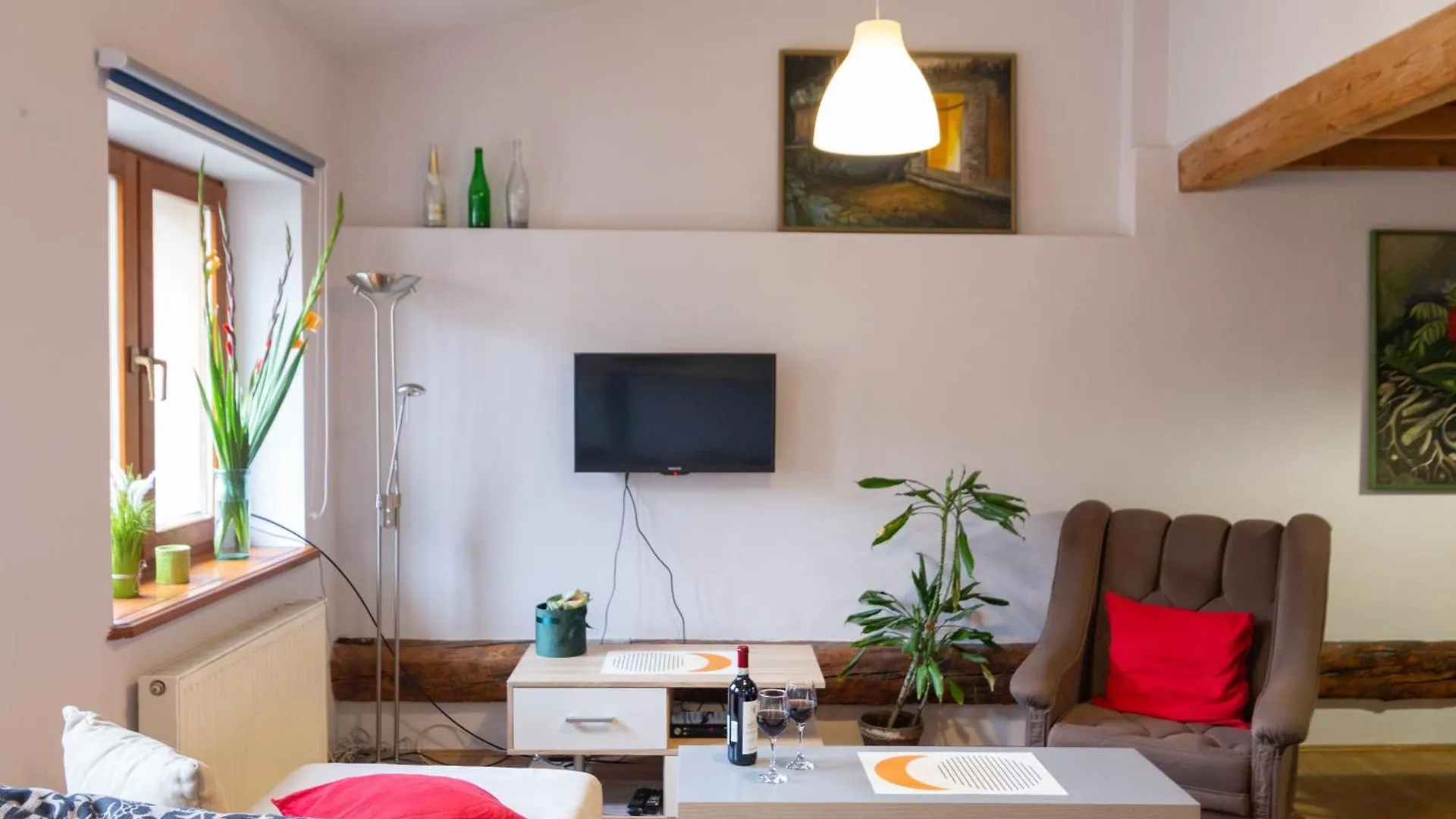 Sky'S The Limit! Spacey Loft Krakow Apartment