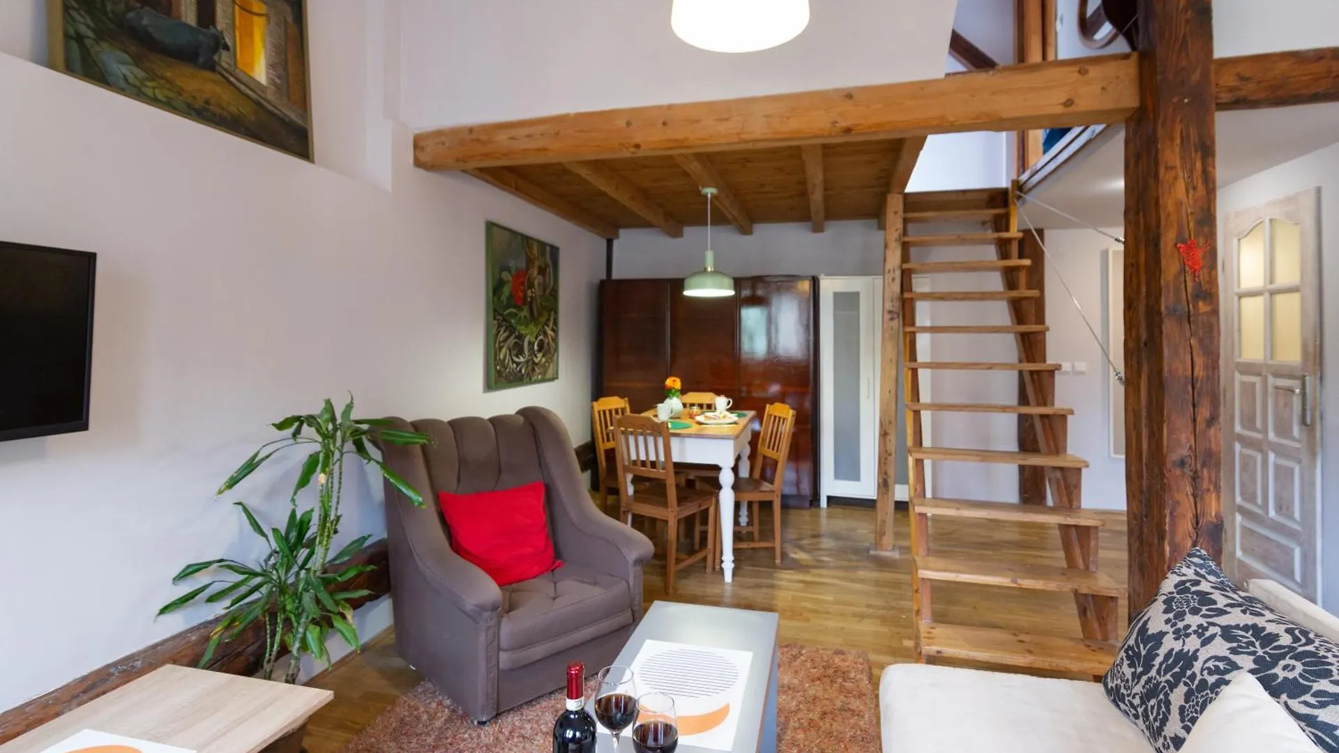 Sky'S The Limit! Spacey Loft Krakow